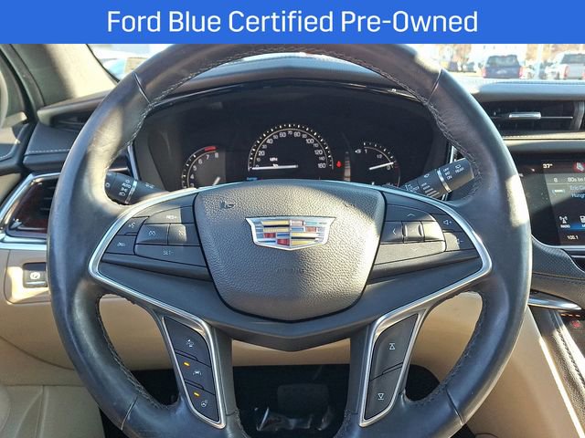 Used 2017 Cadillac XT5 Luxury w/ Driver Awareness Package image 22