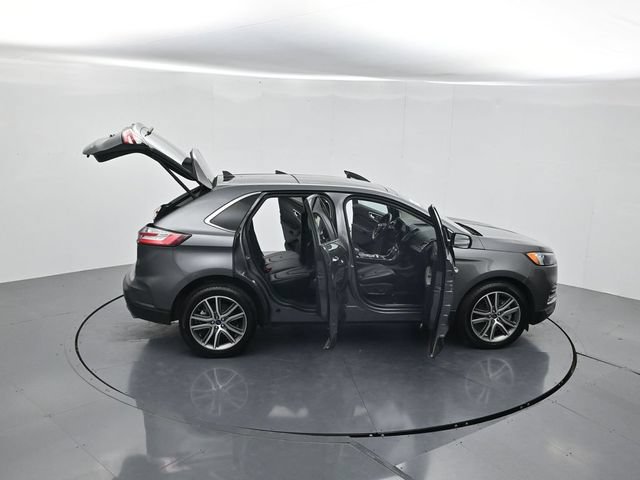 Certified 2022 Ford Edge Titanium AWD/4WD image 50