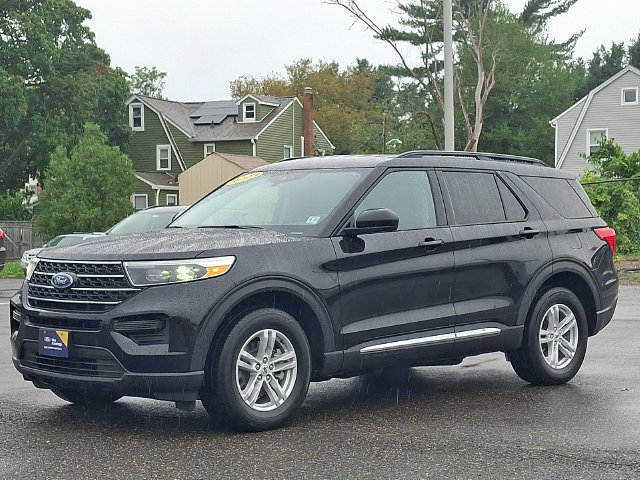 Certified 2023 Ford Explorer XLT AWD/4WD image 3