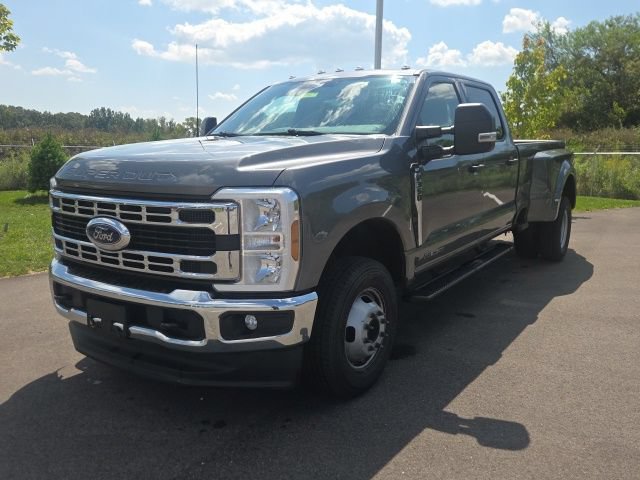 Certified 2026 Ford F350 XLT AWD/4WD image 2
