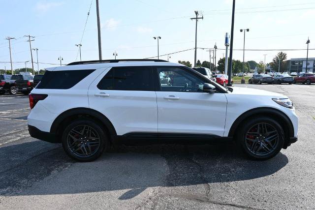 Certified 2025 Ford Explorer ST AWD/4WD image 8