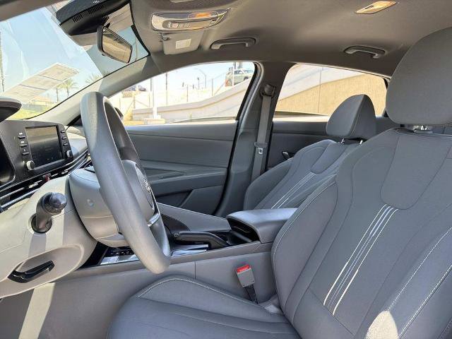 Used 2023 Hyundai Elantra SEL FWD image 21