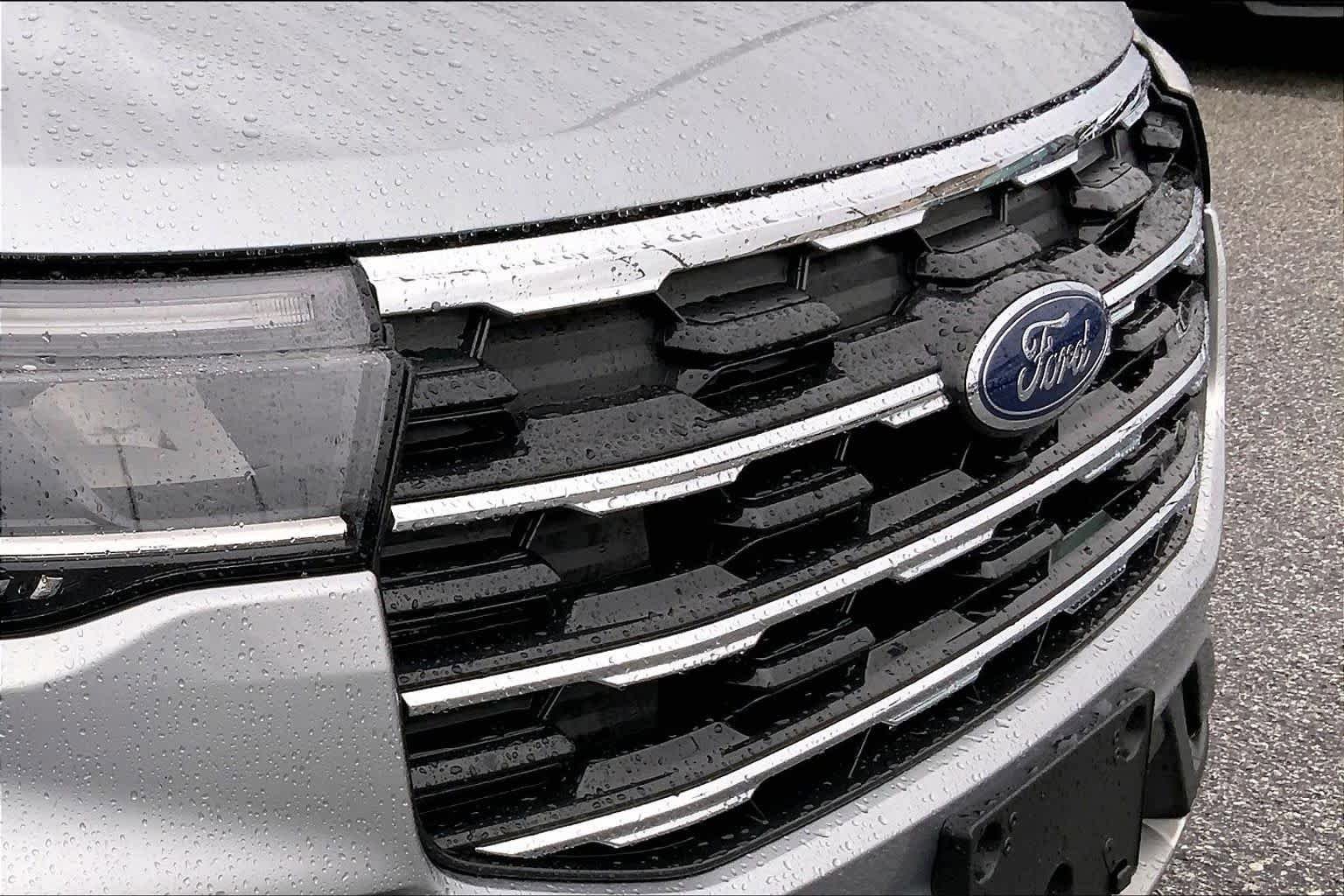 Certified 2025 Ford Explorer Active w/ Active Comfort Package RWD image 29