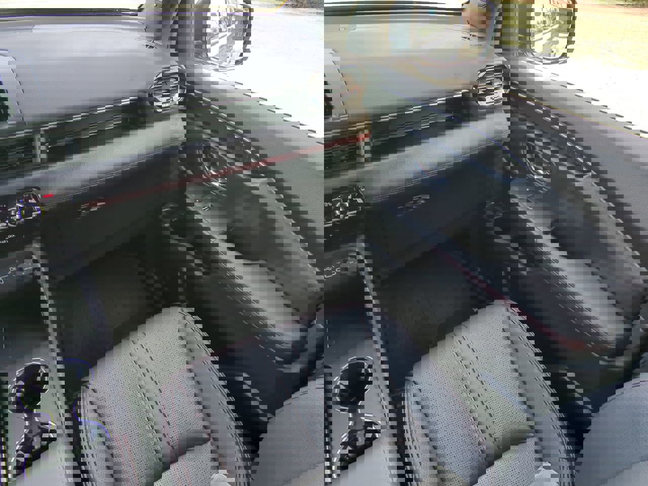 Used 2025 Honda Pilot Black Edition image 15