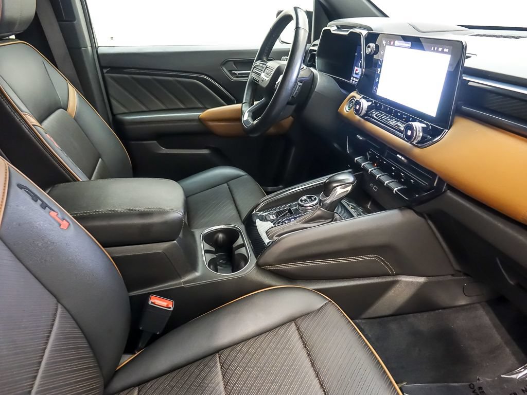 Used 2023 GMC Canyon AT4 w/ AT4 Premium Package AWD/4WD image 28