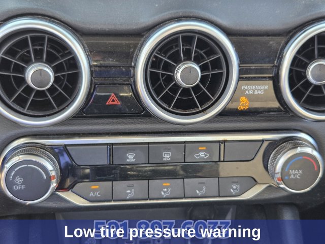 Used 2024 Nissan Sentra SV FWD image 26