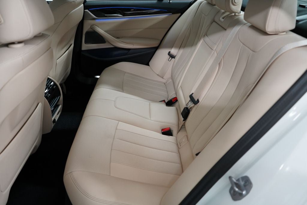 Used 2023 BMW 530i xDrive w/ Premium Package AWD/4WD image 28