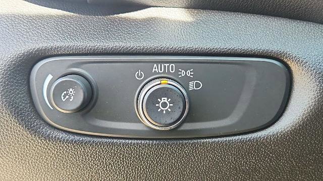 Used 2024 Chevrolet Blazer LT image 10