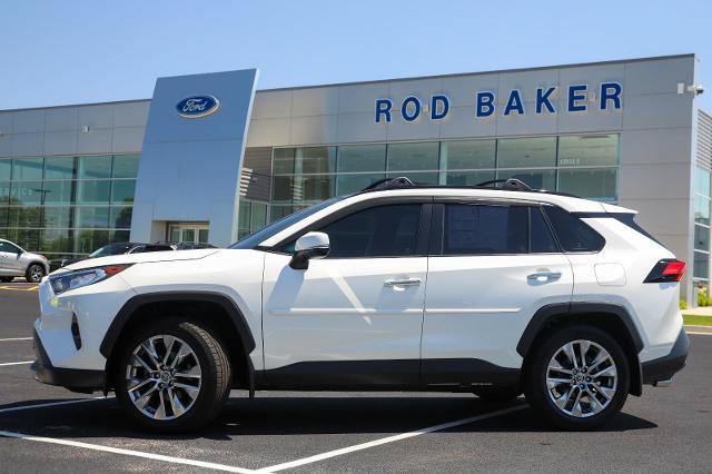 Used 2021 Toyota RAV4 Limited AWD/4WD image 3