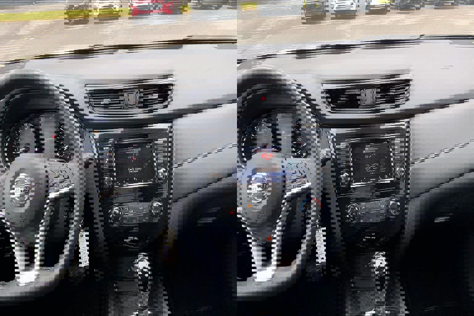 Used 2020 Nissan Rogue S w/ Special Edition Package image 9