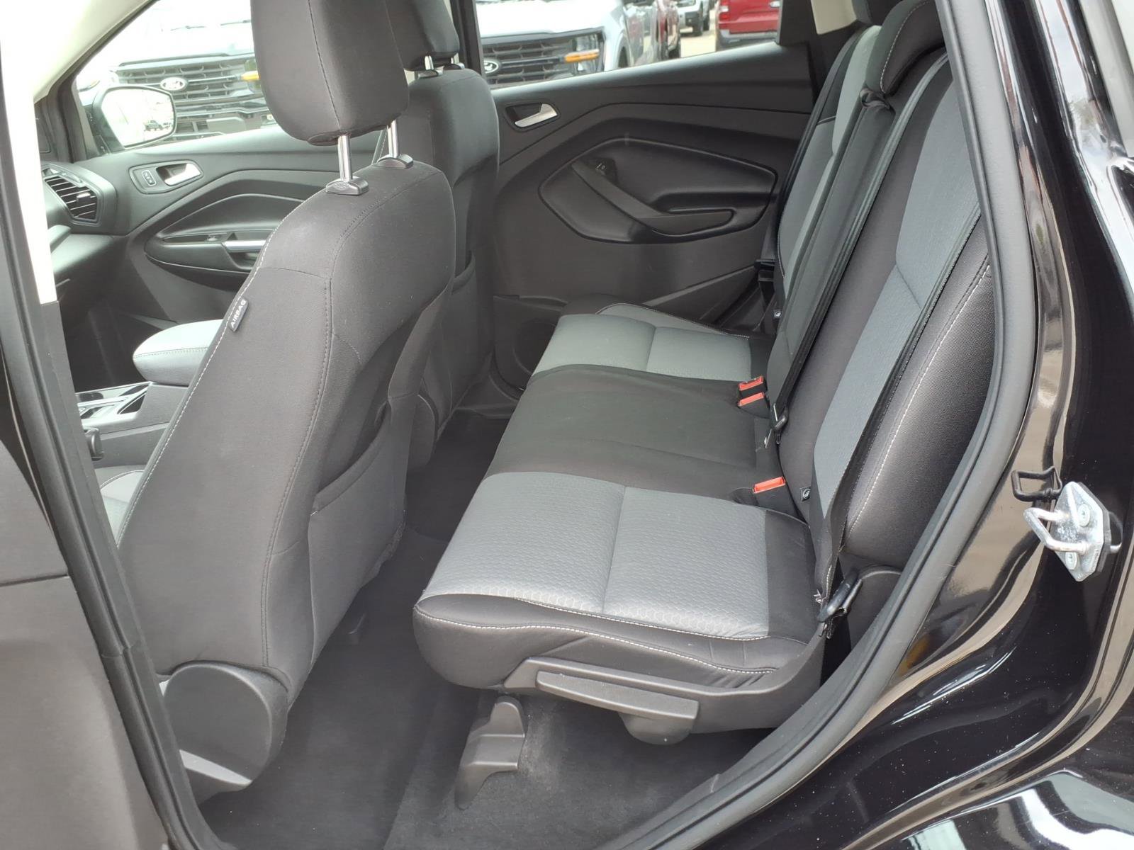 Certified 2019 Ford Escape SE FWD image 13