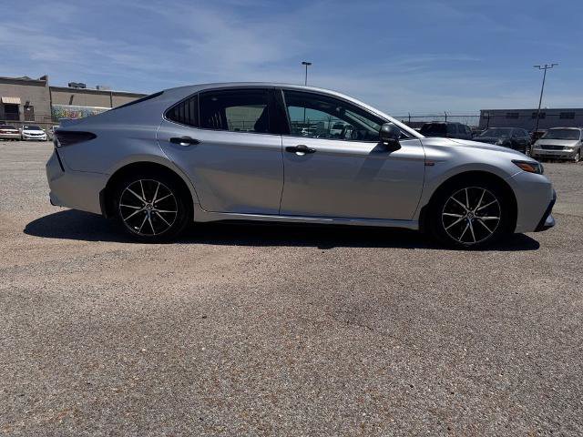 Used 2024 Toyota Camry SE FWD image 9