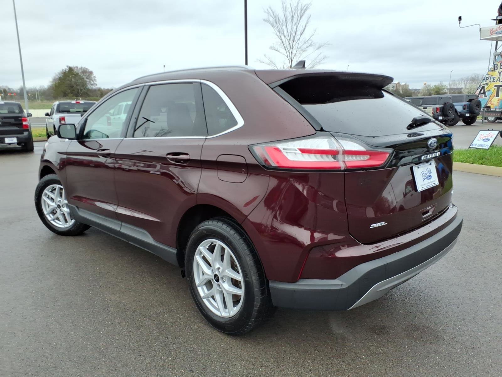 Certified 2023 Ford Edge SEL w/ Convenience Package image 3