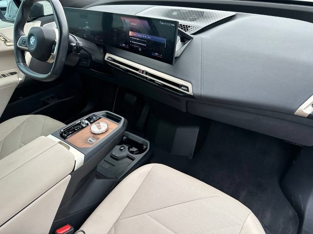 Used 2023 BMW iX M60 w/ Executive Package AWD/4WD image 11