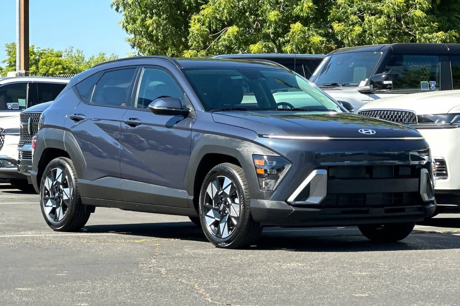 Used 2025 Hyundai Kona SEL FWD image 10