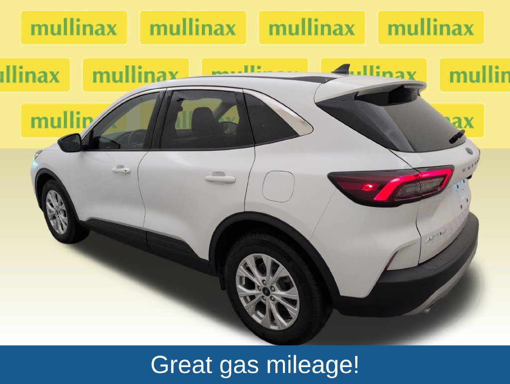 Certified 2024 Ford Escape Active FWD image 8