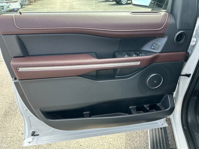 Certified 2022 Ford Expedition Max Limited AWD/4WD image 9