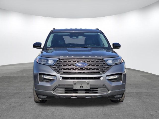 Certified 2022 Ford Explorer XLT w/ Equipment Group 202A RWD image 2