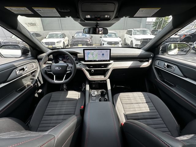 Certified 2025 Ford Explorer ST-Line AWD/4WD image 16