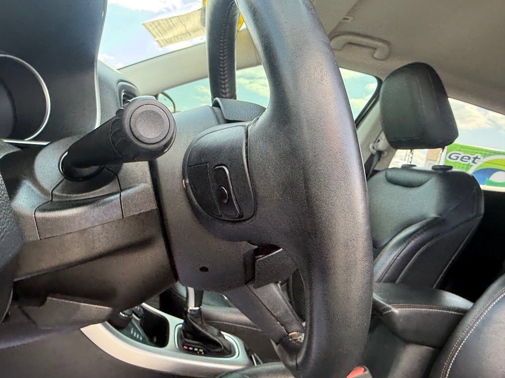 Used 2018 Jeep Compass Latitude AWD/4WD image 21