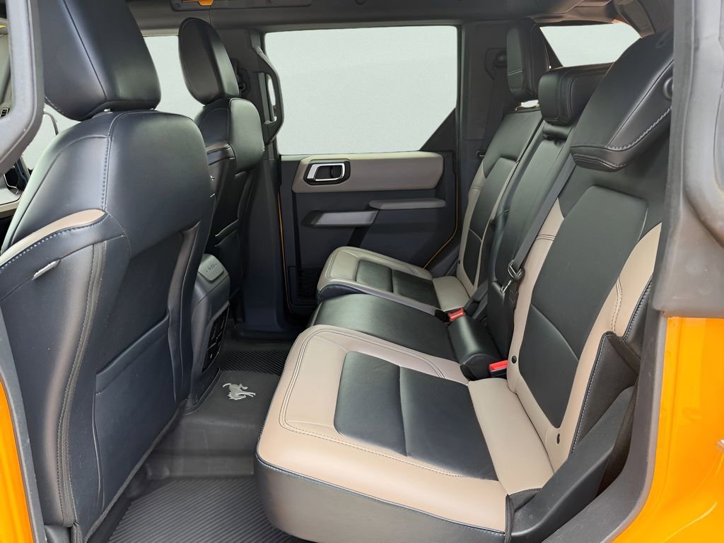 Certified 2022 Ford Bronco Wildtrak AWD/4WD image 18