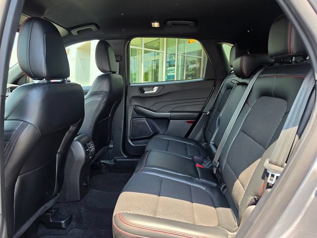 Certified 2024 Ford Escape ST-Line w/ Tech Pack #1 AWD/4WD image 16