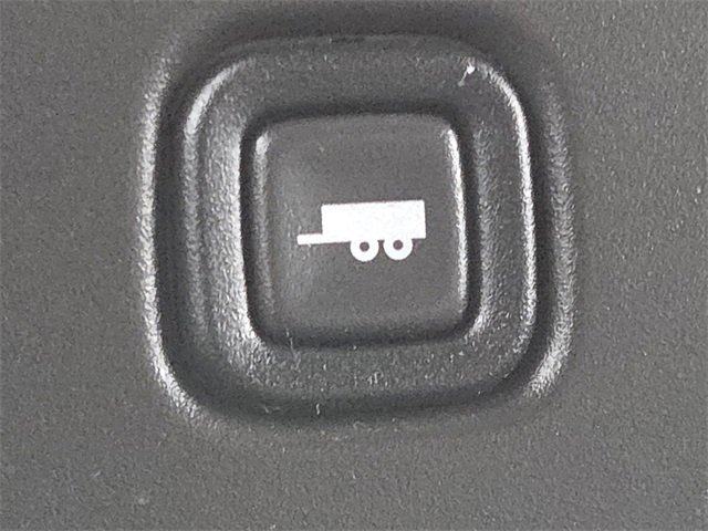 Used 2019 GMC Savana 2500 w/ Driver Convenience Package image 13