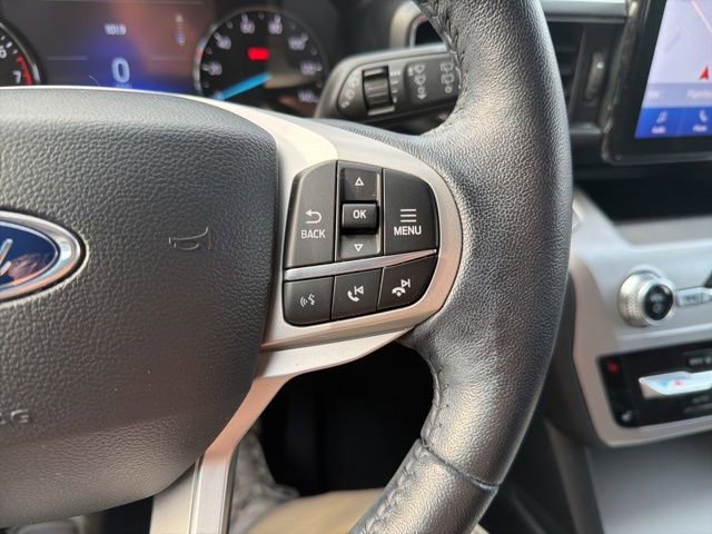 Certified 2022 Ford Explorer XLT w/ Equipment Group 202A image 43