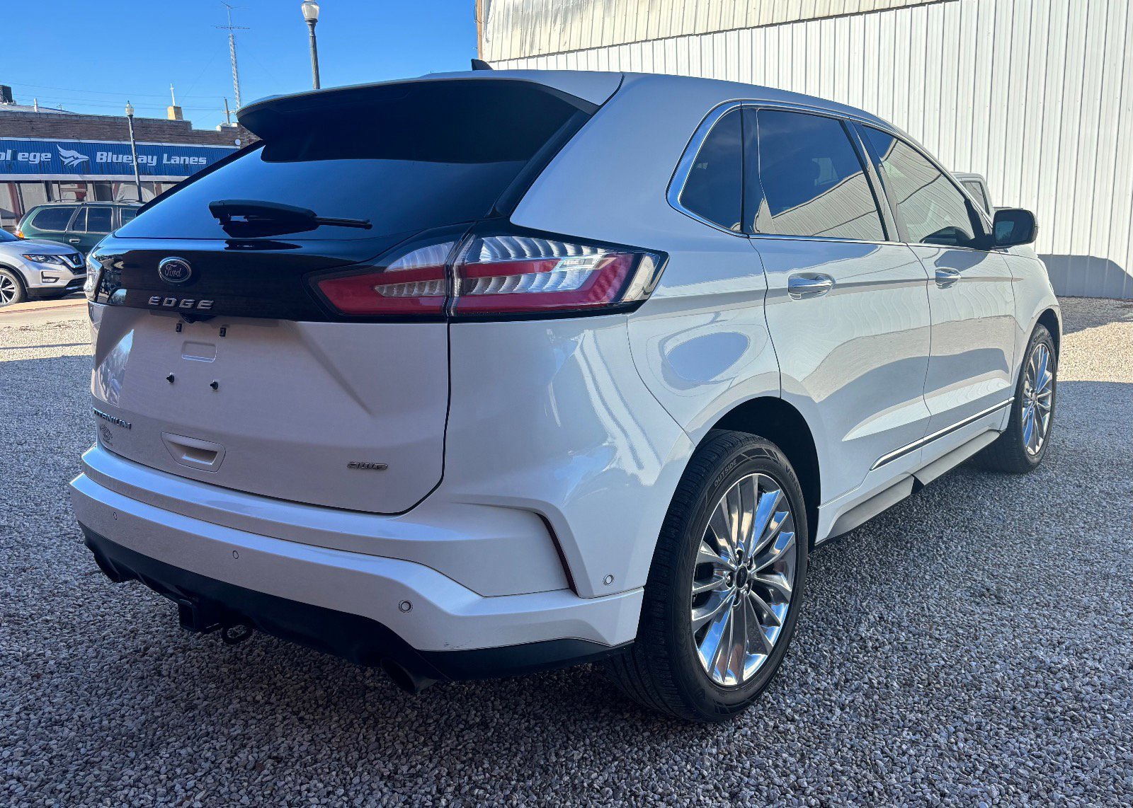 Certified 2022 Ford Edge Titanium w/ Equipment Group 301A image 4