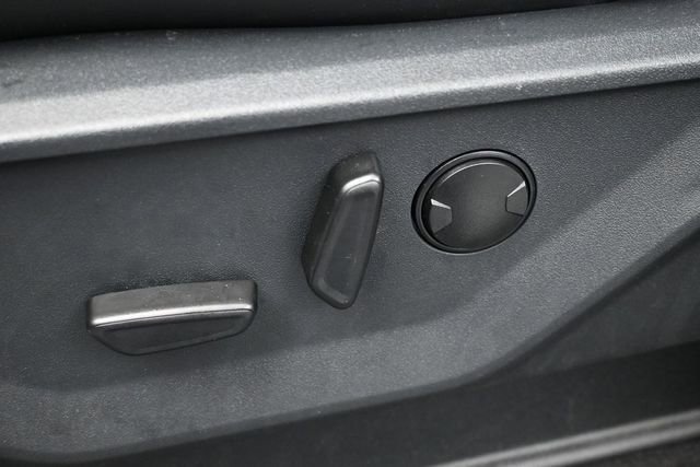 Certified 2025 Ford Expedition Platinum AWD/4WD image 11