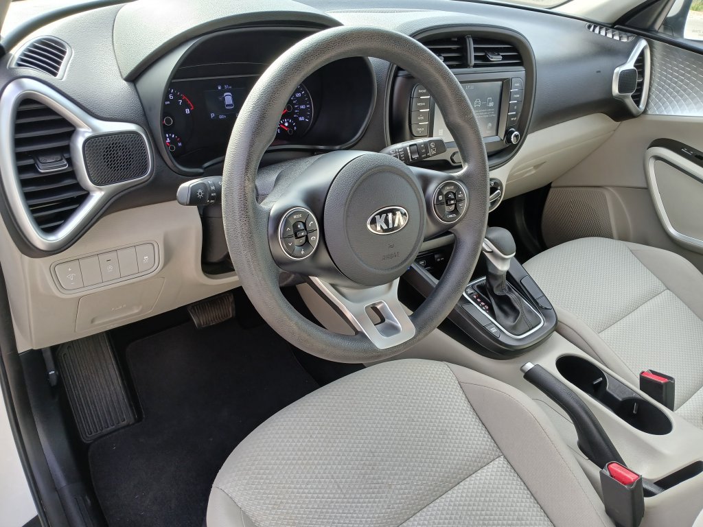 Used 2021 Kia Soul LX FWD image 9