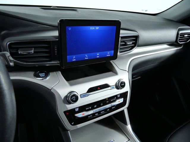 Certified 2020 Ford Explorer XLT w/ Equipment Group 202A image 18