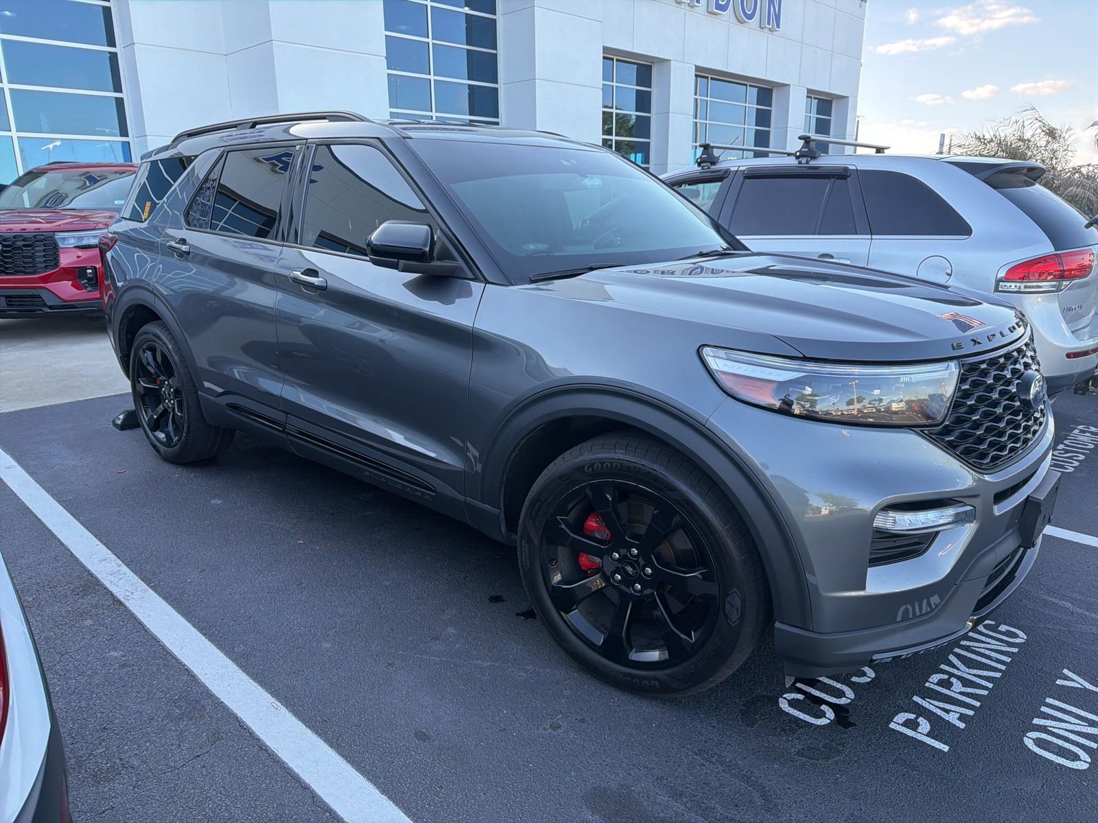 Certified 2022 Ford Explorer ST w/ ST Street Pack RWD image 1