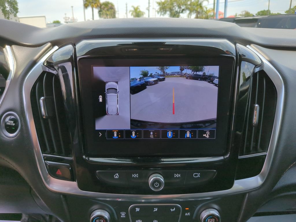 Used 2020 Chevrolet Traverse RS AWD/4WD image 29