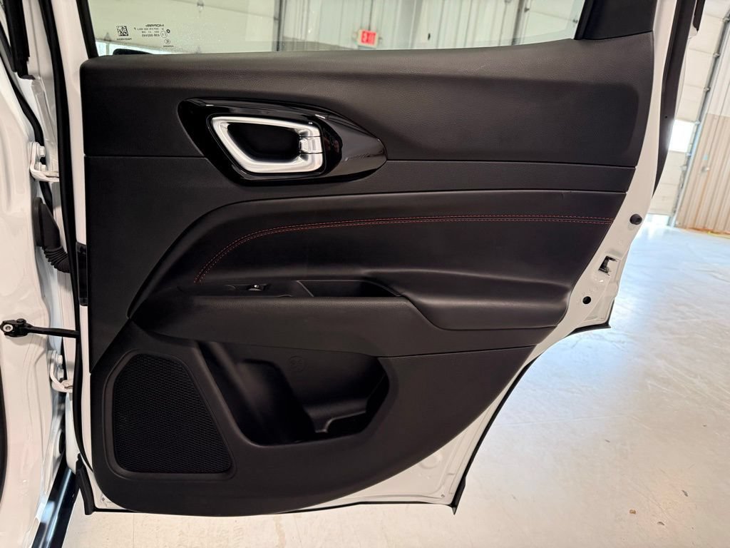 Used 2024 Jeep Compass Trailhawk AWD/4WD image 16
