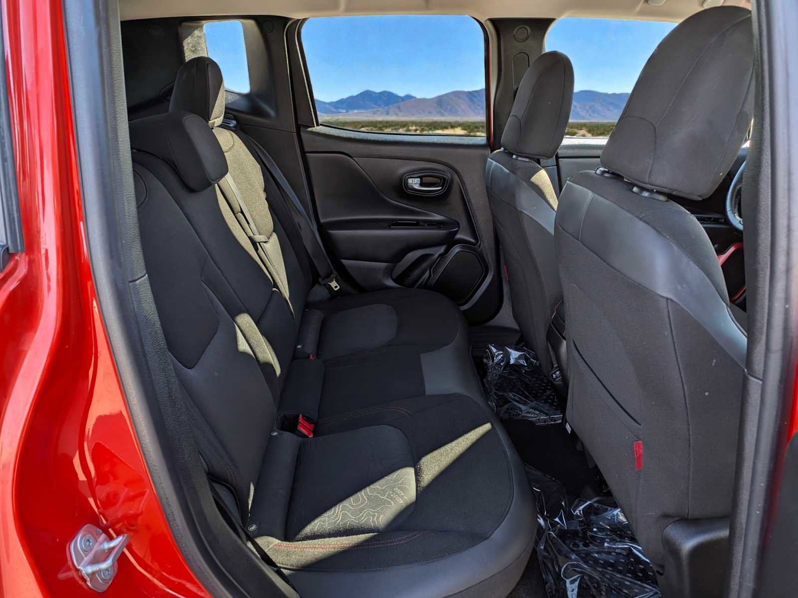 Used 2021 Jeep Renegade Trailhawk image 25