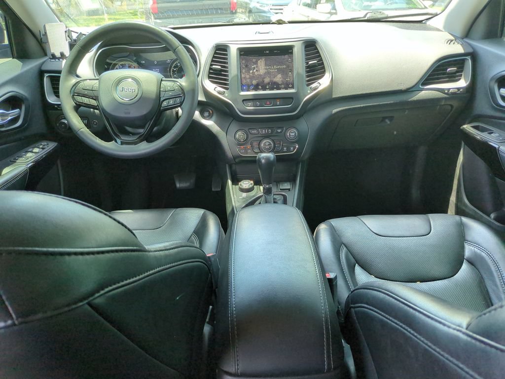 Used 2023 Jeep Cherokee Altitude Lux AWD/4WD image 12