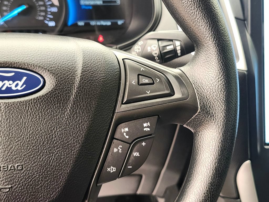 Certified 2022 Ford Edge SE w/ Black Appearance Package AWD/4WD image 30