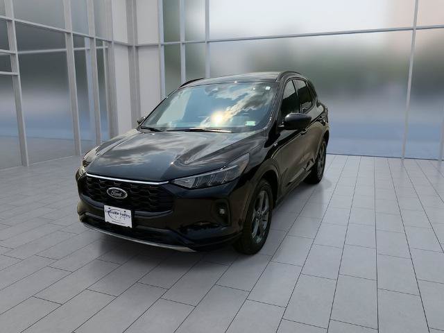 Certified 2023 Ford Escape ST-Line Select w/ Tech Pack #1 AWD/4WD image 3