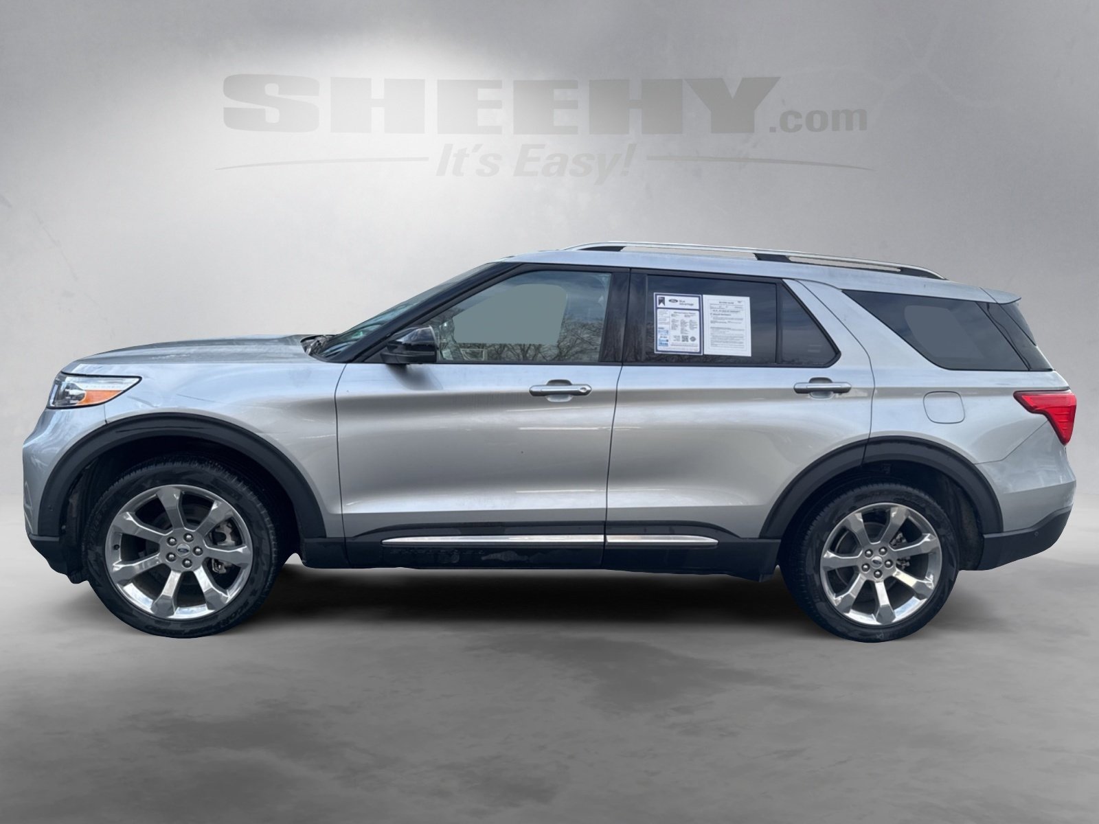 Certified 2020 Ford Explorer Platinum w/ Premium Technology Package image 17