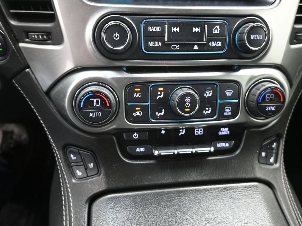 Used 2018 Chevrolet Suburban Premier image 16