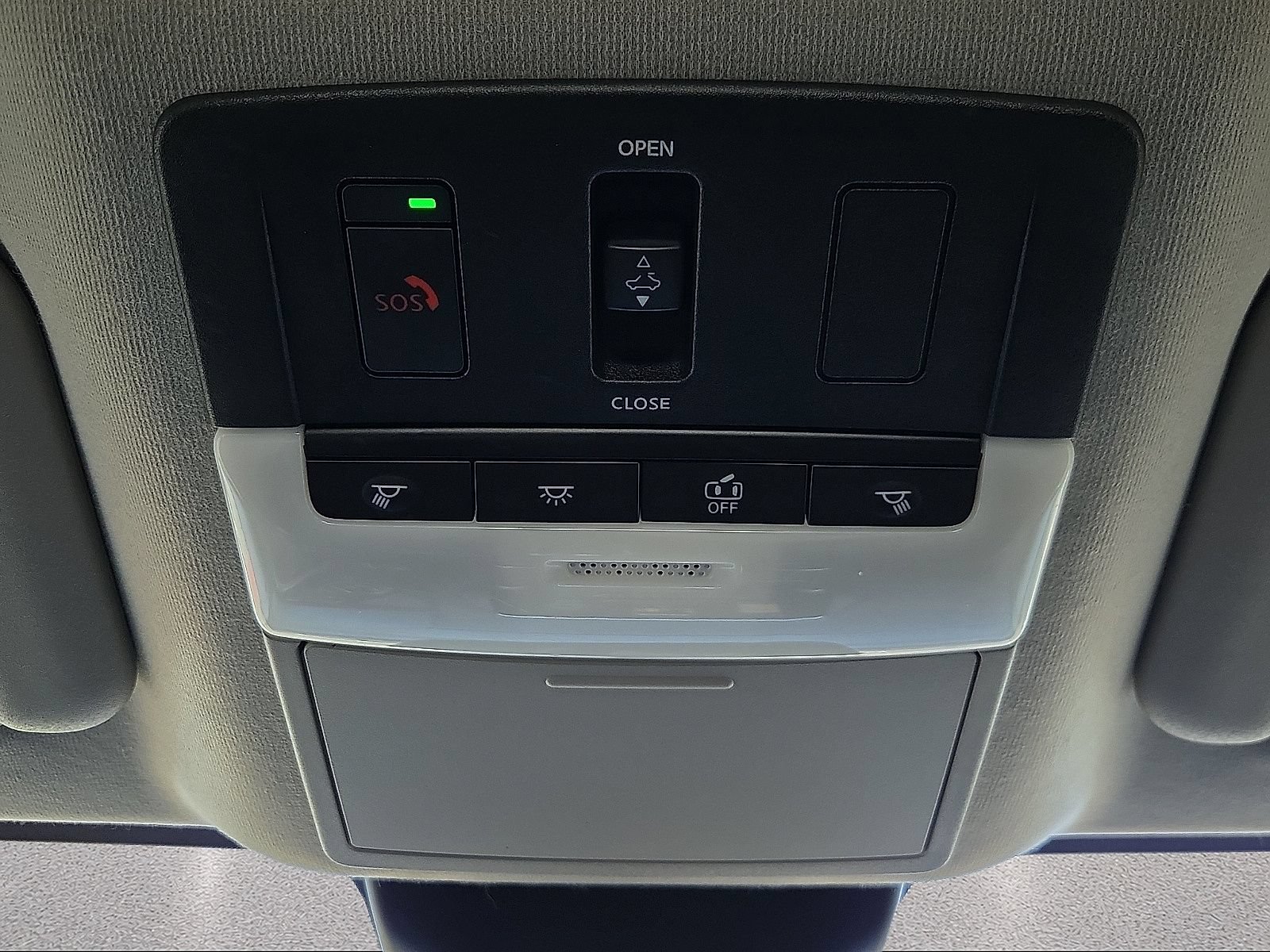 Used 2022 Nissan Sentra SR w/ SR Premium Package FWD image 21