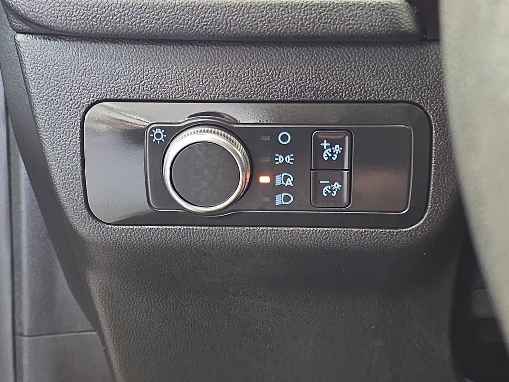 Certified 2020 Ford Escape S AWD/4WD image 22