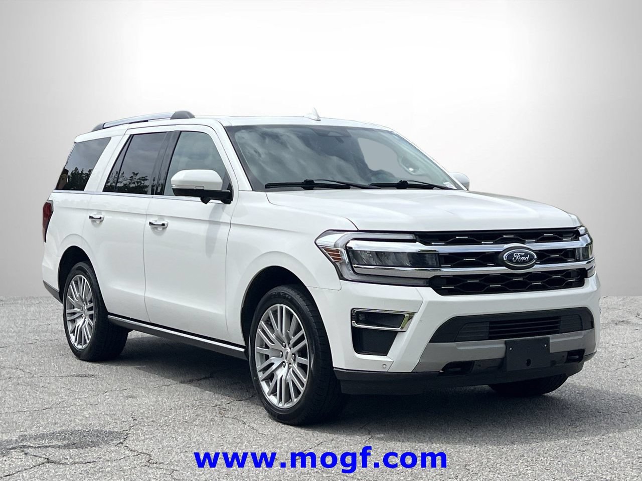 Certified 2023 Ford Expedition Limited AWD/4WD image 4