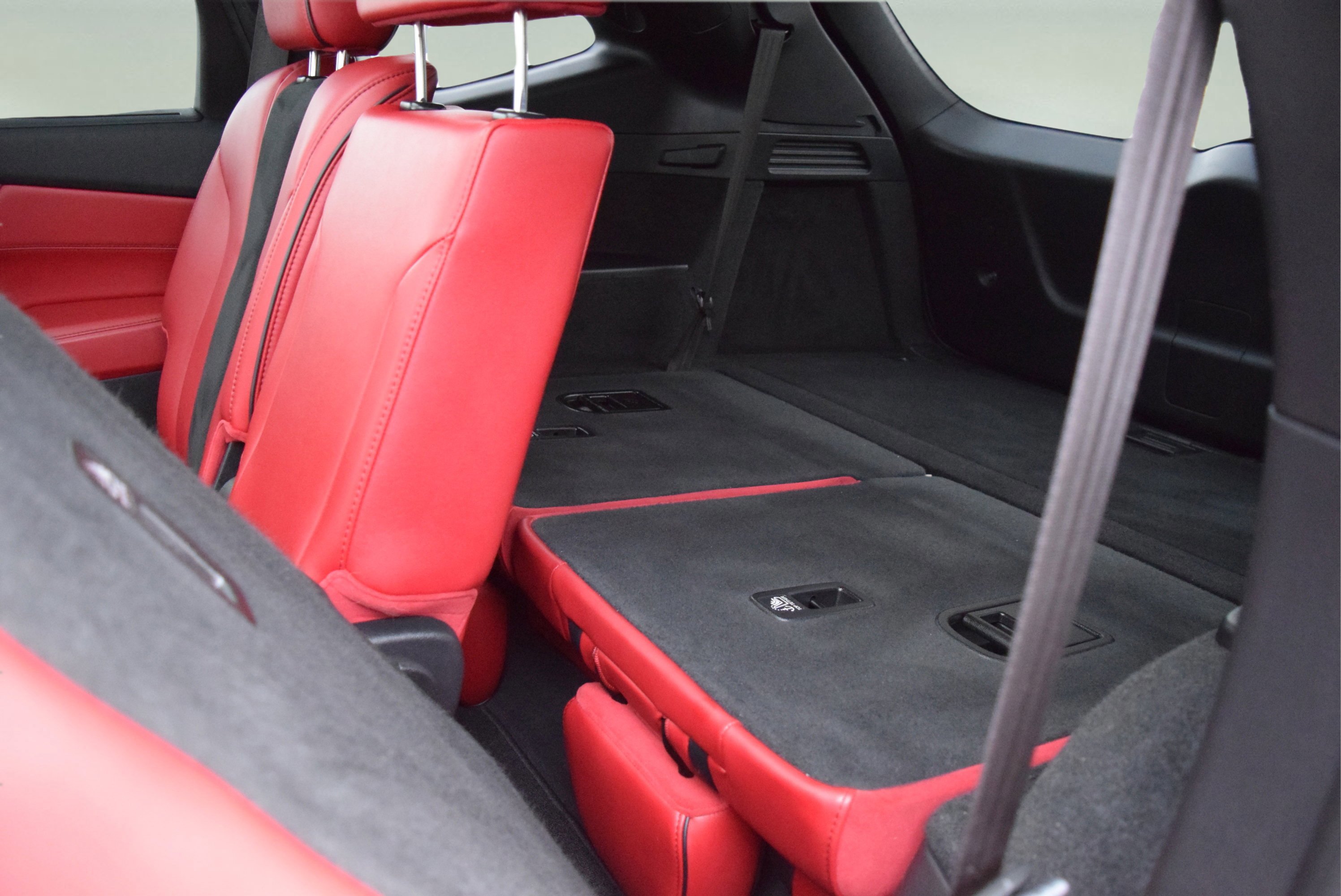 Used 2023 Acura MDX A-Spec image 11