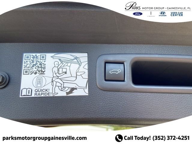 Used 2023 Toyota Highlander Platinum FWD image 15