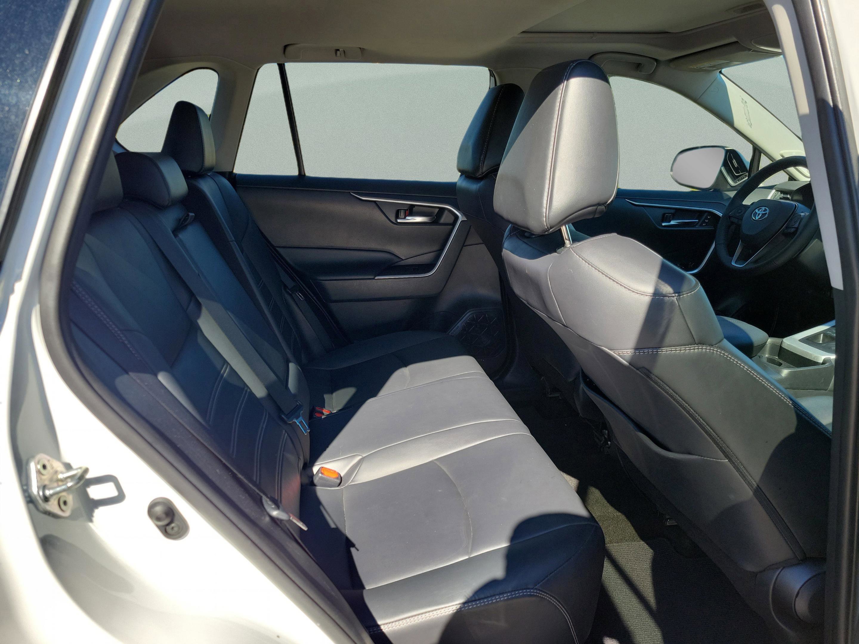 Used 2019 Toyota RAV4 XLE Premium w/ Advanced Technology Package image 24