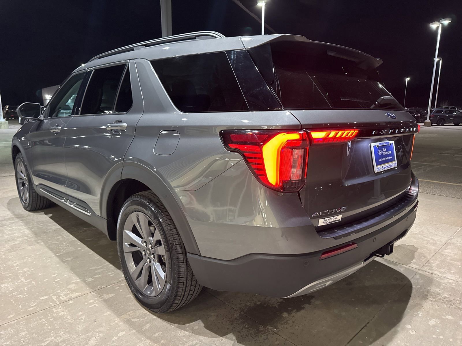 Certified 2025 Ford Explorer Active w/ Active Comfort Package image 6