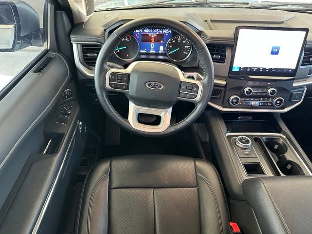 Certified 2024 Ford Expedition XLT RWD image 12