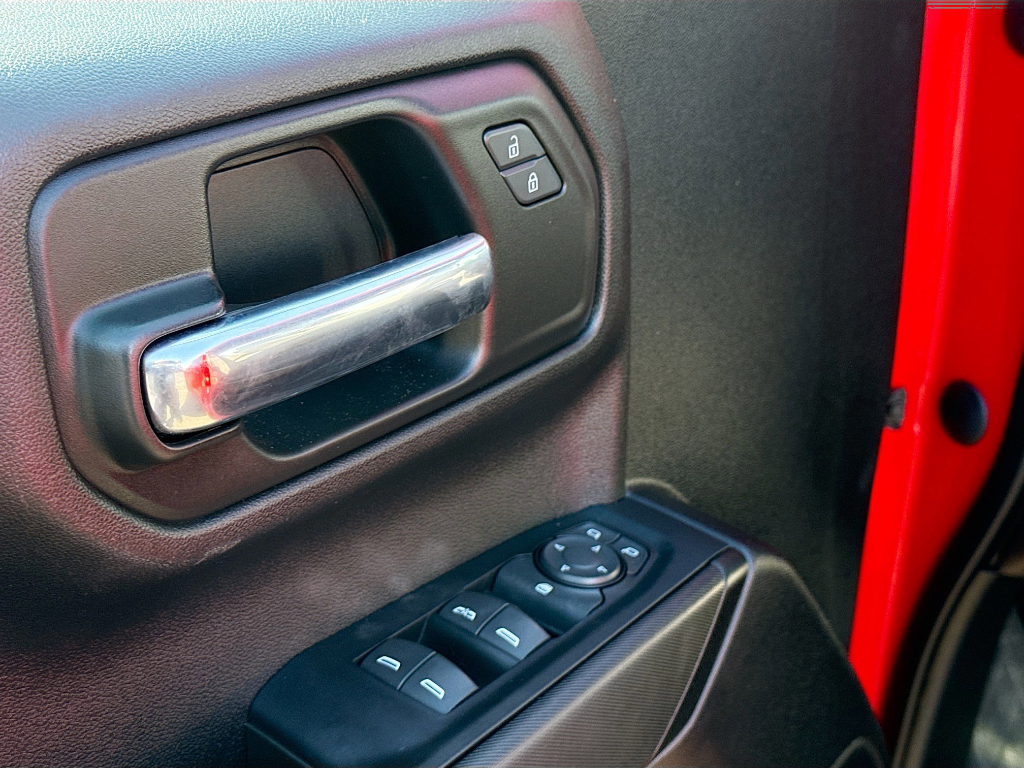 Used 2023 Chevrolet Silverado 1500 Custom image 11